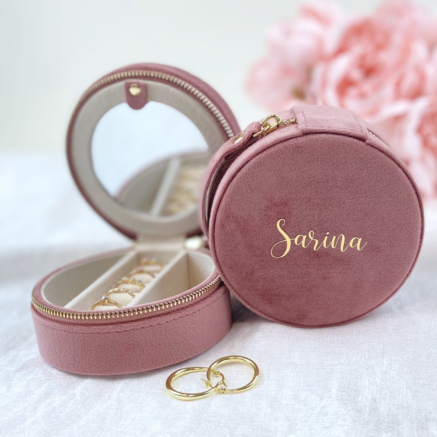 Personalised Velvet Jewellery box - Round