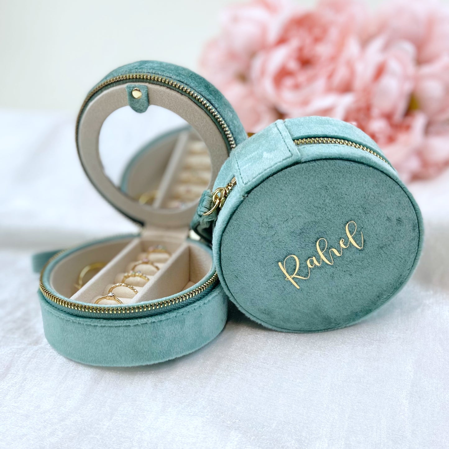 Personalised Velvet Jewellery box - Round