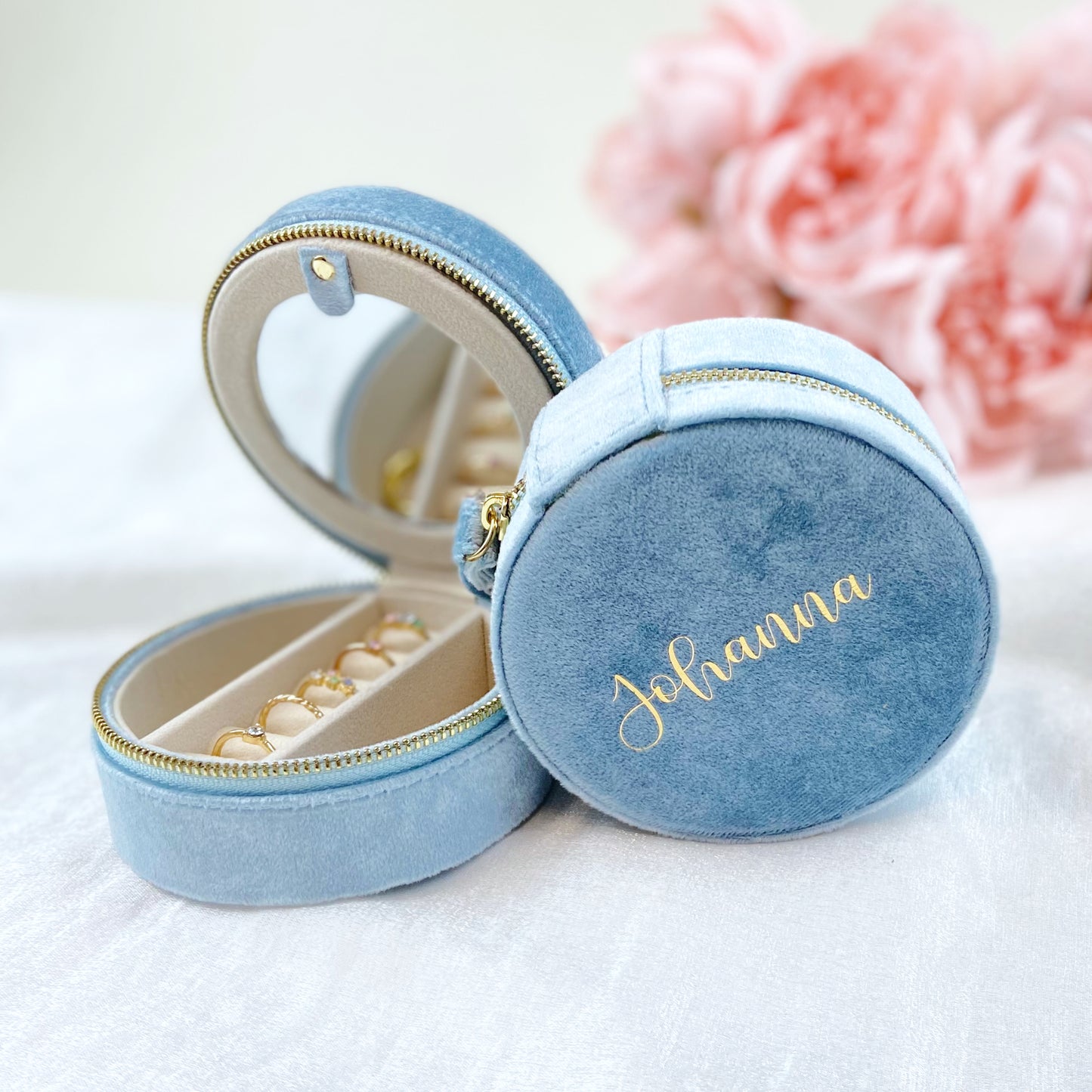 Personalised Velvet Jewellery box - Round